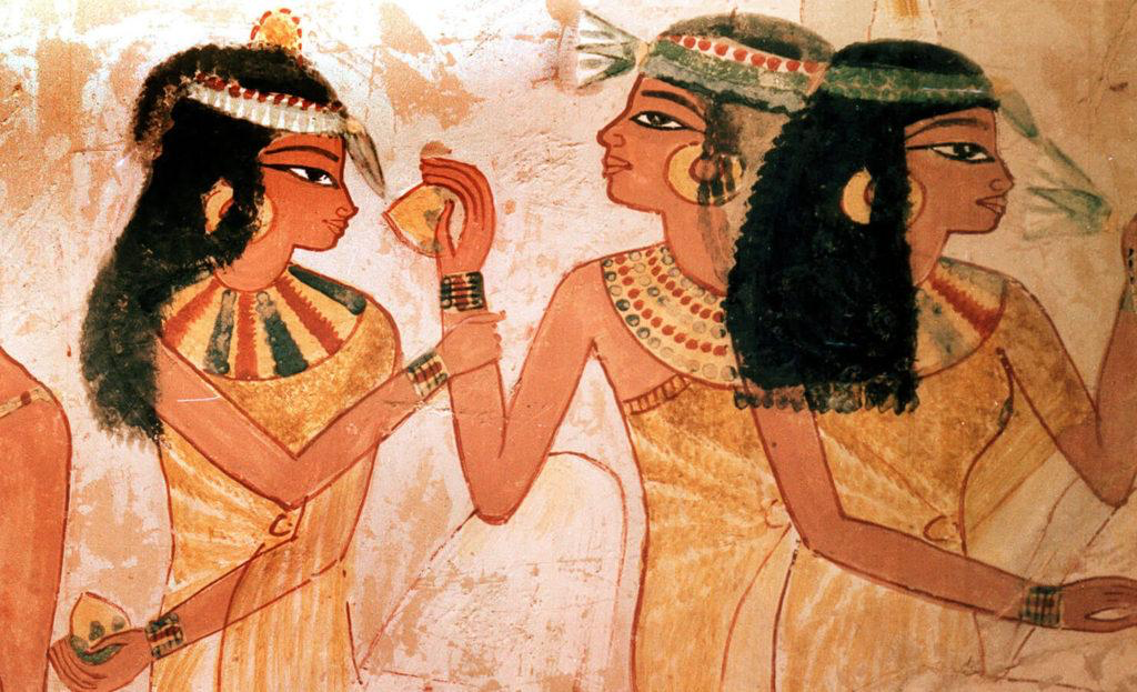 The Ancient Origins of Aromatherapy: From Pharaohs’ Temples to Your Compatible Diffuser